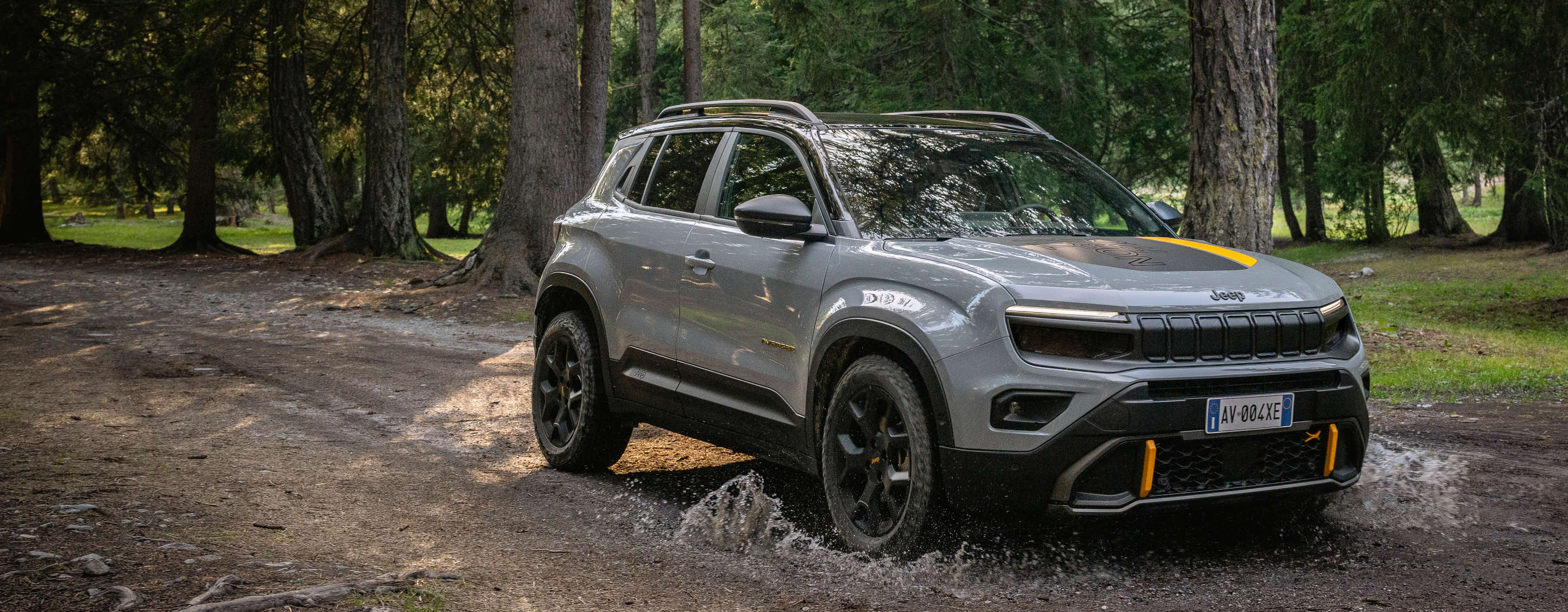 Jeep Avenger 4xe The North Face, вигляд спереду