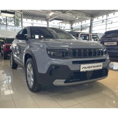 Новий Jeep Avenger у версії Altitude в салоні "Автопасаж"