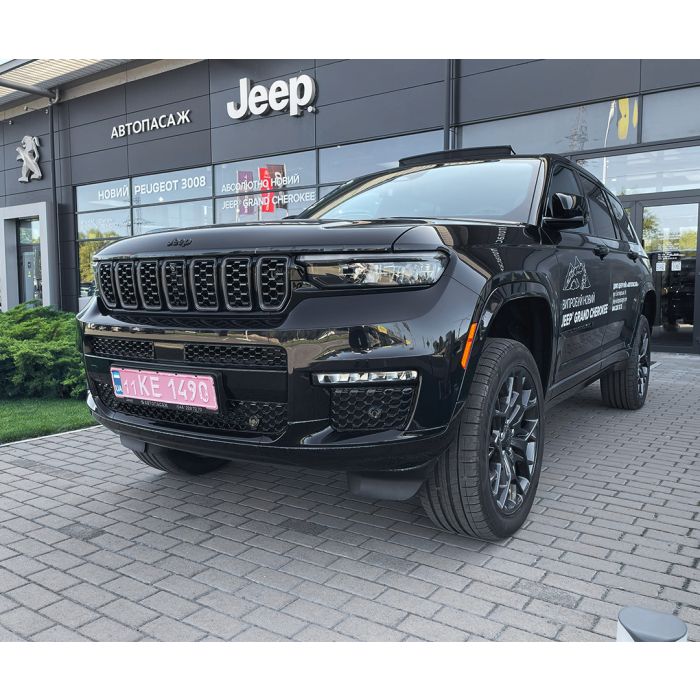 Jeep Grand Cherokee 3,6 л АКПП Summit Reserve (авто тест-драйву)