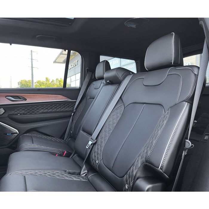 Jeep Grand Cherokee 3,6 л АКПП Summit Reserve (авто тест-драйву)