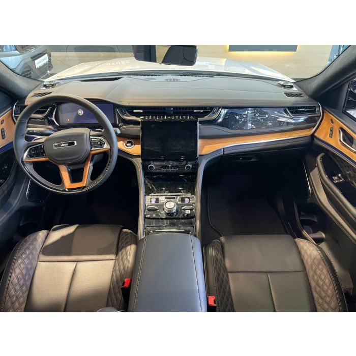 Jeep Grand Cherokee 3,6 л АКПП Summit Reserve (7 місць)