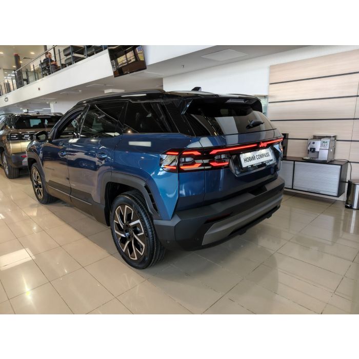 Jeep New Compass 1.2L e-Hybrid АКПП-6 Summit